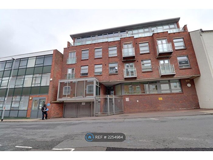 1 Bedroom Flat To Rent In The Cube, Northampton, NN1