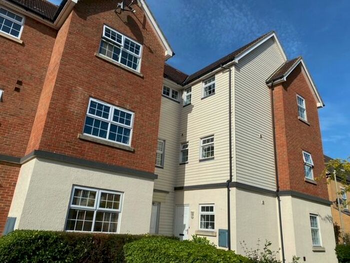 2 Bedroom Flat To Rent In Homersham, Canterbury, CT1
