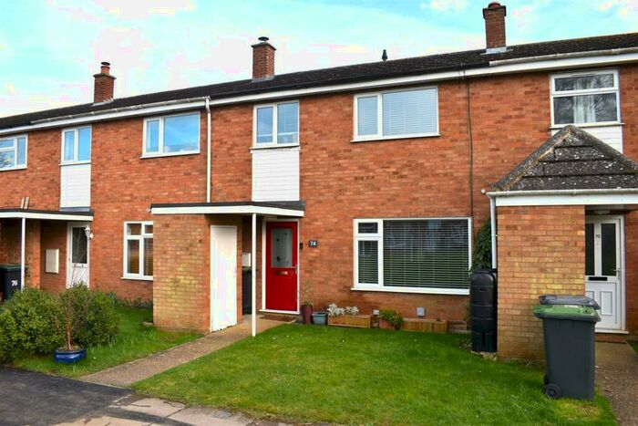 3 Bedroom Terraced House For Sale In Millards Close, Cranfield, MK43