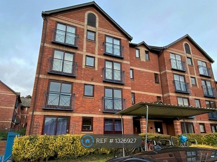 2 Bedroom Flat To Rent In Claremont Heights, Colchester, CO1