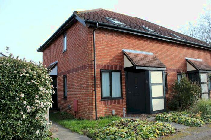 1 Bedroom Cluster House To Rent In One Bedroom House With Garden, OX11