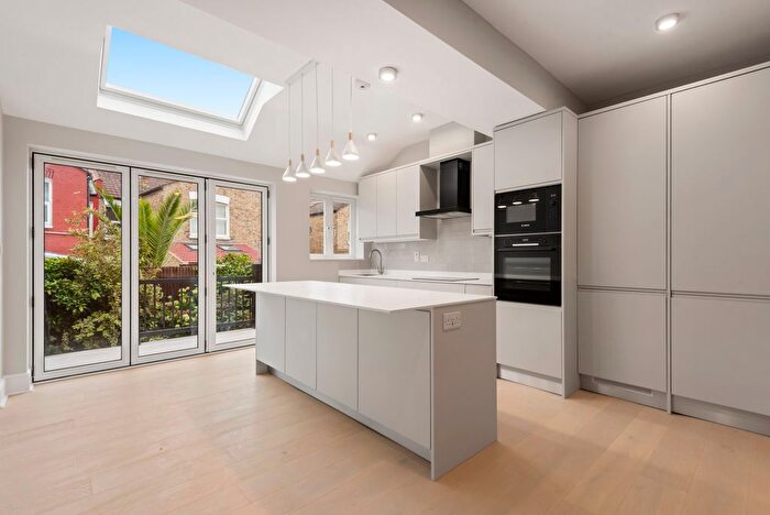 4 Bedroom Terraced House For Sale In Gassiot Road, SW17