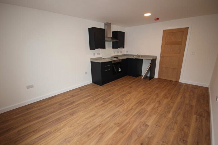 1 Bedroom Flat To Rent In Waterloo Street, Staffordshire, Burton Upon Trent, DE14