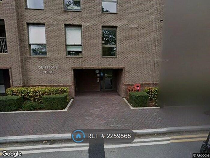 2 Bedroom Flat To Rent In Adenmore Road, London, SE6