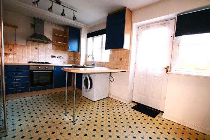 3 Bedroom Terraced House For Sale In High Street, Colnbrook, Slough, SL3
