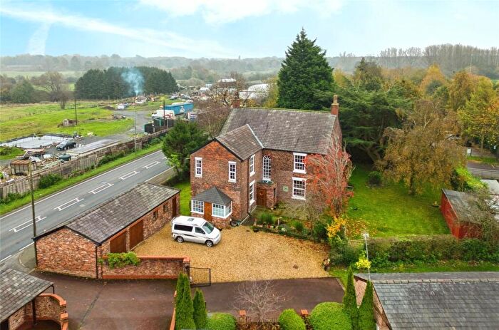 6 Bedroom Detached House For Sale In Carrington Lane, Carrington, Manchester, M31