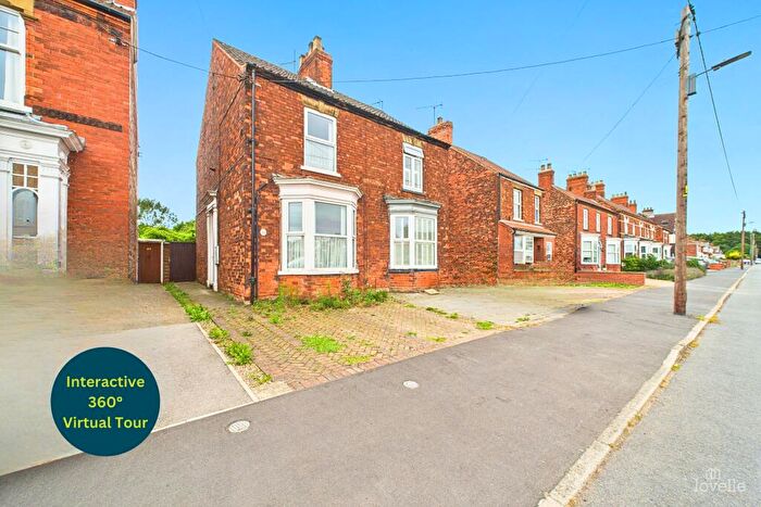 3 Bedroom Semi-Detached House For Sale In Westfield Road, Barton-upon-Humber, North Lincolnshire, DN18