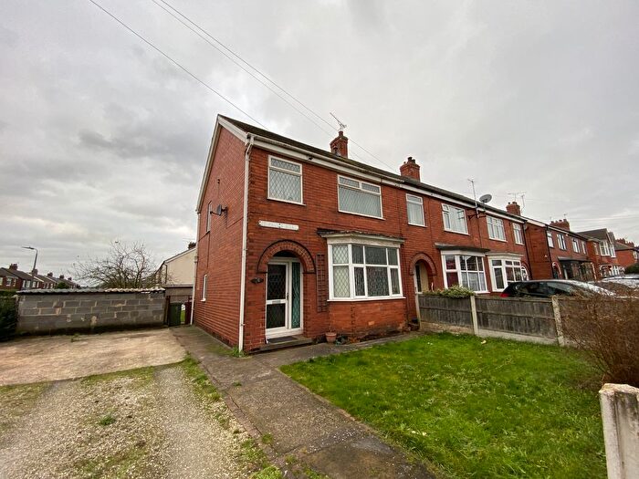 3 Bedroom End Of Terrace House To Rent In St. Pauls Road, Scunthorpe, DN16