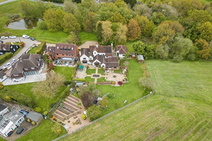 6 Bedroom Detached House For Sale In Batchworth Heath, Rickmansworth, WD3