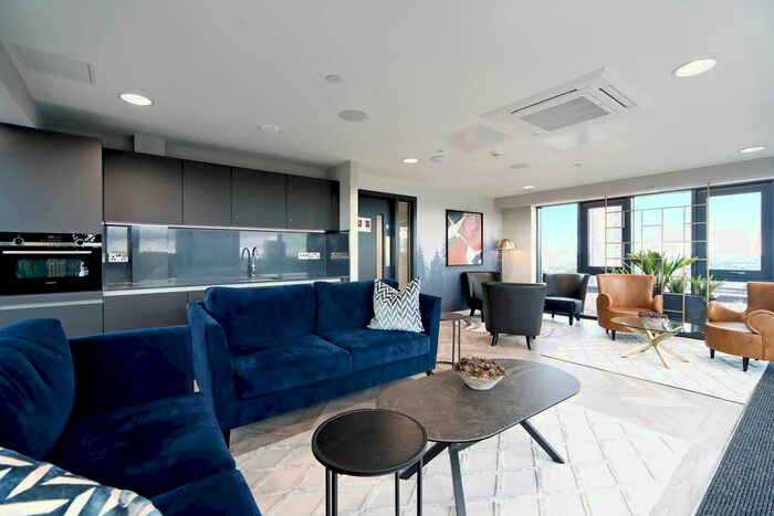 1 Bedroom Flat To Rent In Landrow Place, 86 Lionel Street, Birmingham B3