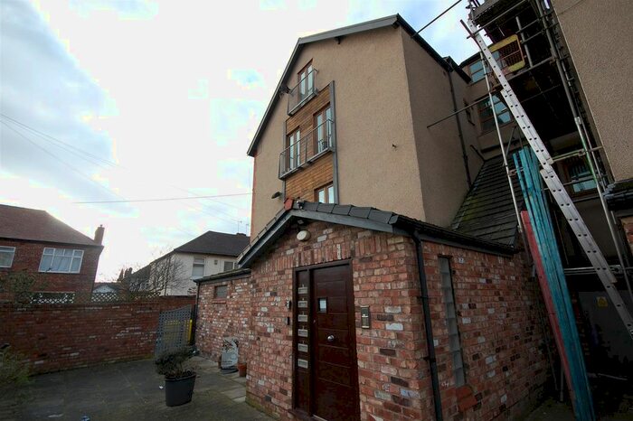 3 Bedroom Flat To Rent In Village Mews, Wallasey, CH45