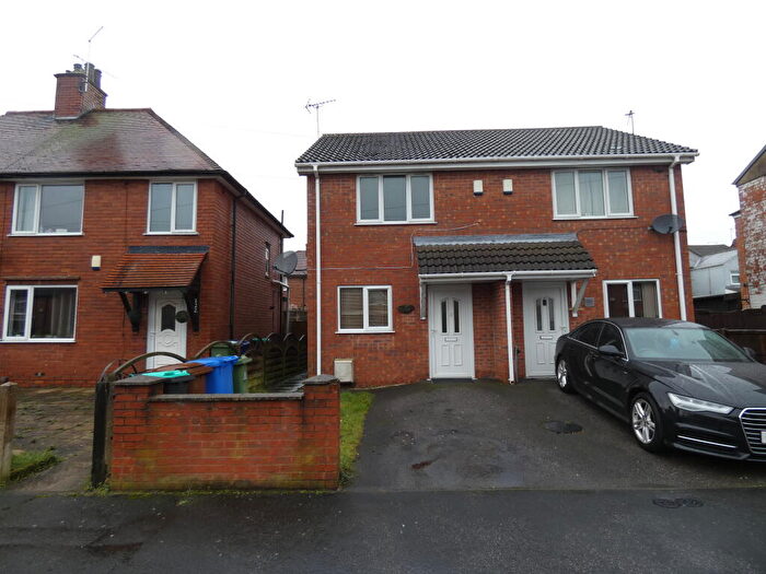 2 Bedroom Semi-Detached House To Rent In Smith Street, Mansfield, NG18