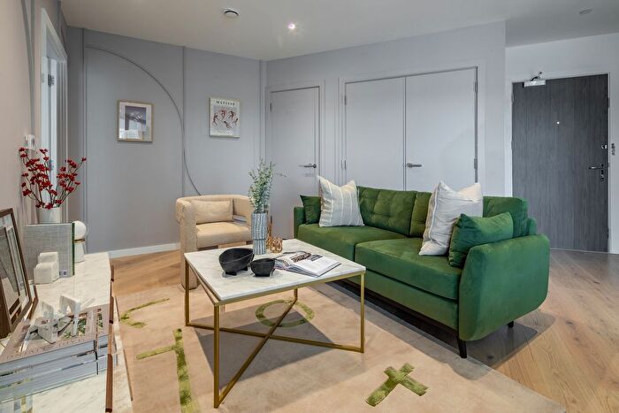 1 Bedroom Flat For Sale In " Bedroom Apartment" At Verdica, Camden, NW1