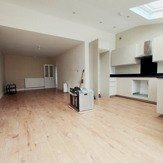 1 Bedroom Apartment To Rent In Shenley Lane, Birmingham, B29