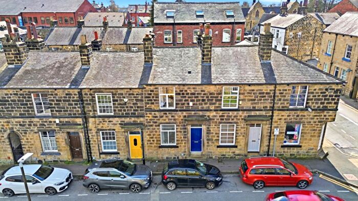 2 Bedroom Terraced House For Sale In Chapel Street, Leeds, LS6
