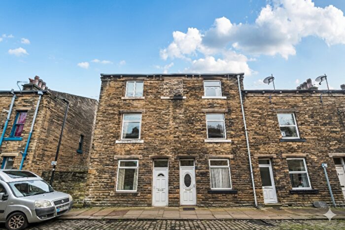 3 Bedroom Terraced House For Sale In Sackville Street, Hebden Bridge, West Yorkshire, HX7