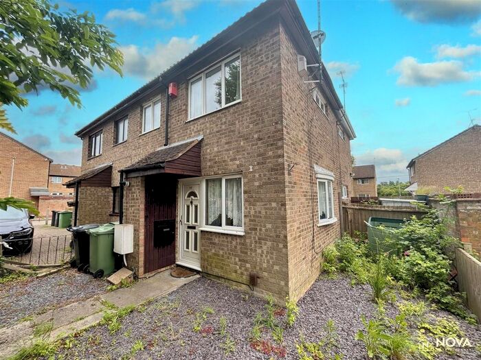 1 Bedroom End Of Terrace House To Rent In Conway Close, Houghton Regis, Dunstable, LU5