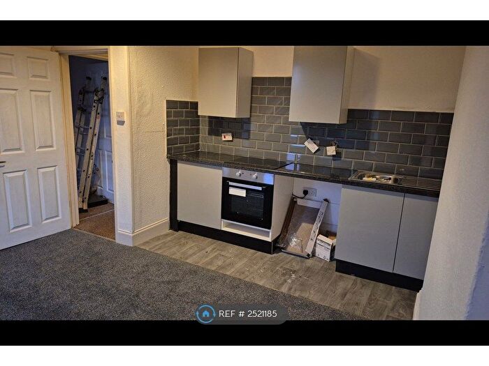 2 Bedroom Flat To Rent In Lipson Road, Plymouth, PL4