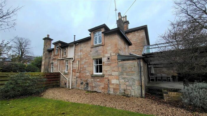 3 Bedroom Link Detached House To Rent In St Andrews Drive, Pollokshields, Glasgow, G41