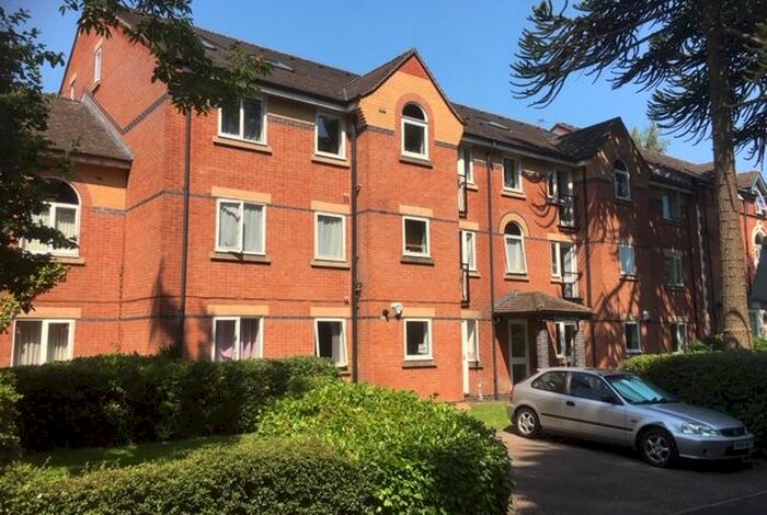 2 Bedroom Flat To Rent In Trafalgar Rd, Moseley Birmingham, B13