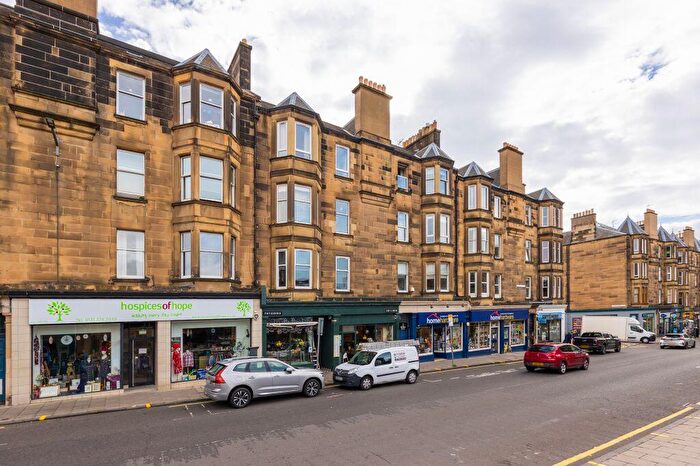 2 Bedroom Flat For Sale In / Morningside Road, Edinburgh, EH10