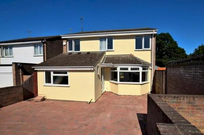 4 Bedroom Detached House To Rent In Drake Gardens, Braintree CM7