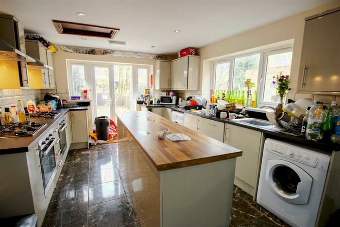 8 Bedroom House To Rent In Bournbrook Road, Birmingham, B29