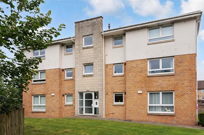 2 Bedroom Flat For Sale In Burnbrae Gardens, Duntocher, West Dunbartonshire, G81