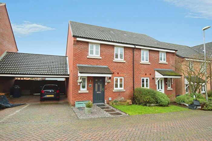 3 Bedroom Semi Detached House For Sale In Red Kite Way, High Wycombe, HP13