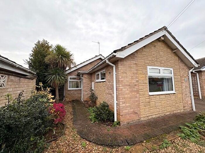 2 Bedroom Bungalow To Rent In Browning Avenue, Kettering, NN16