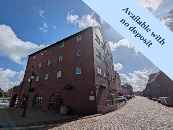 2 Bedroom Flat To Rent In Squire Court, Marina, Swansea., SA1