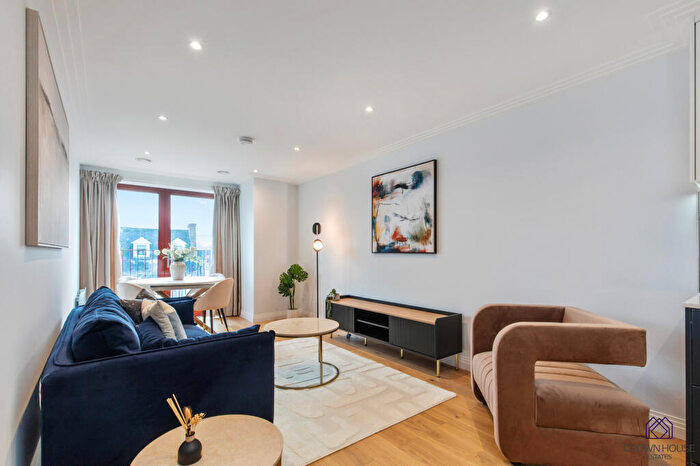 1 Bedroom Flat To Rent In Upper Lattimore Road, St. Albans, Hertfordshire, AL1