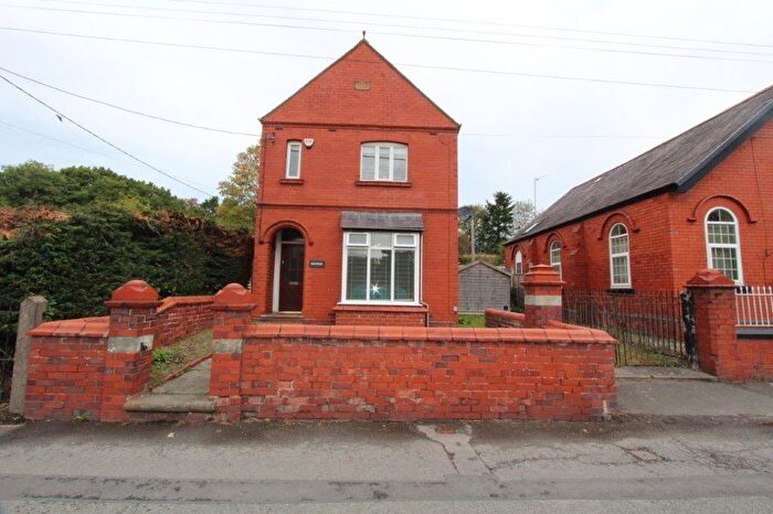 2 Bedroom Detached House For Sale In Acrefair, Wrexham, LL14