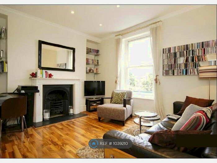 1 Bedroom Flat To Rent In Grafton Square, London, SW4