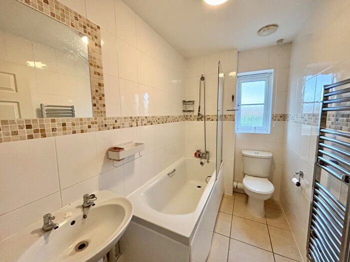 2 Bedroom Apartment To Rent In Fisher Terrace, Ramsey, Huntingdon, PE26