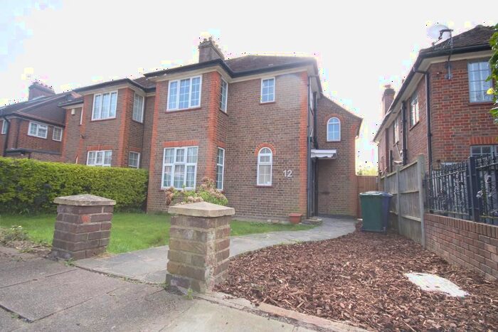 3 Bedroom Semi-Detached House To Rent In Fairview Way, Edgware, Middlesex, HA8