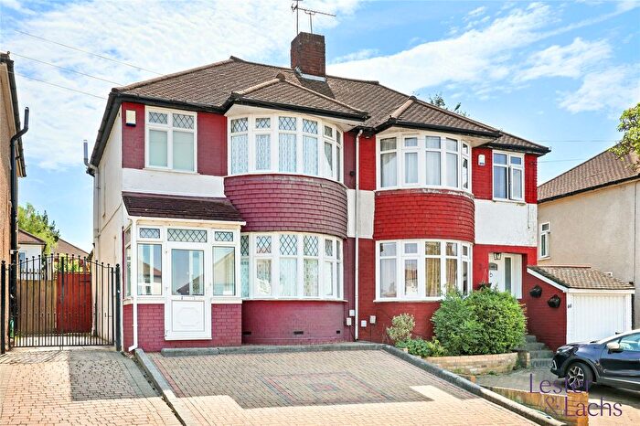 3 Bedroom Semi-Detached House For Sale In Dovedale Avenue, Clayhall, Ilford, Essex, IG5