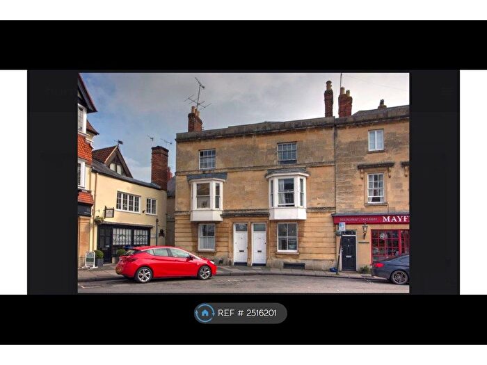 1 Bedroom Flat To Rent In St. Johns Street, Devizes, SN10
