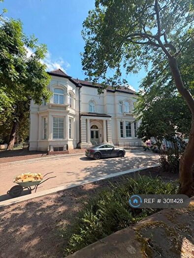 2 Bedroom Flat To Rent In Ullet Road, Liverpool, L8