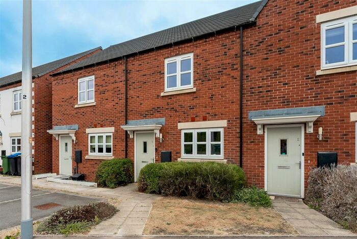 2 Bedroom Terraced House For Sale In Ivens Close, Kineton, Warwick, CV35