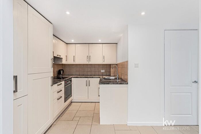 1 Bedroom Terraced House For Sale In Montfitchet Walk, Chells Manor, Stevenage, SG2