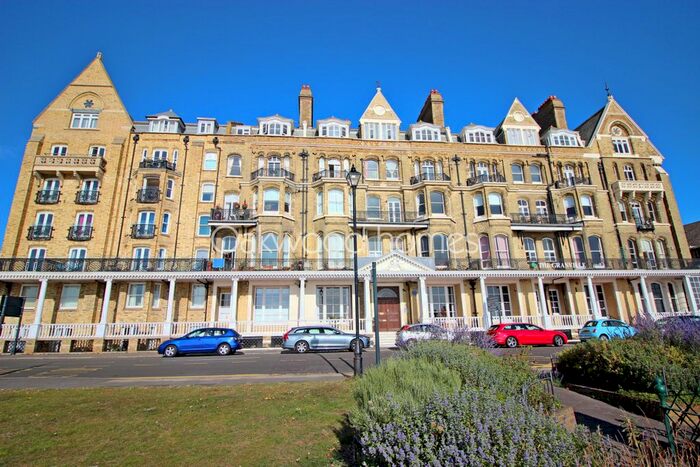 1 Bedroom Flat To Rent In Victoria Parade, Ramsgate, CT11
