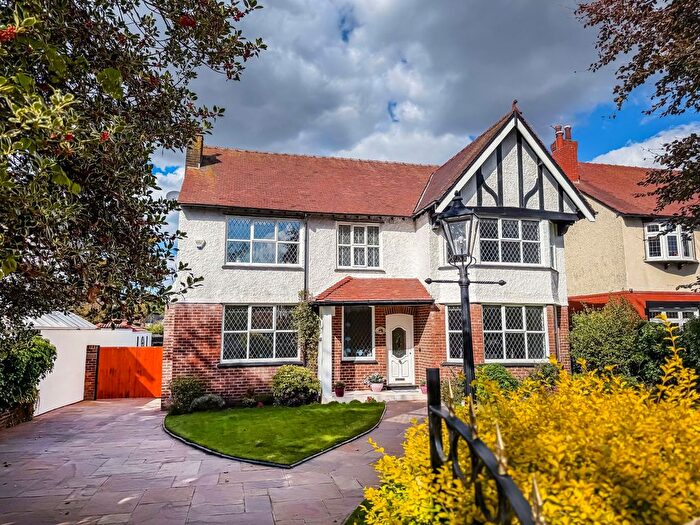 5 Bedroom Detached House For Sale In Brocklebank Road, Hesketh Park, Southport, PR9
