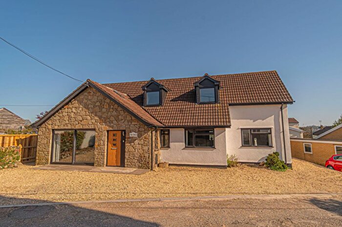 4 Bedroom Detached House For Sale In Tram Lane, Llanfrechfa, NP44