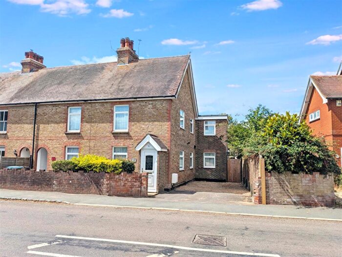 3 Bedroom End Of Terrace House For Sale In Westergate Street, Westergate, PO20