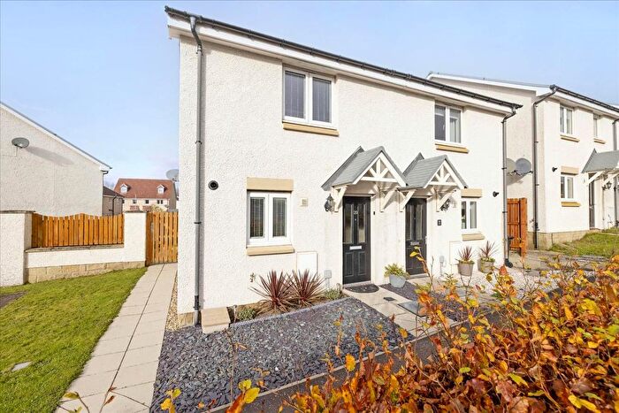 2 Bedroom Semi-Detached House For Sale In South Quarry Boulevard, Gorebridge, EH23