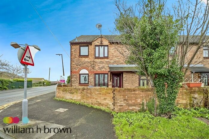 1 Bedroom Terraced House To Rent In St Johns Mews, St Johns Way, Corringham, Stanford-Le-Hope, SS17