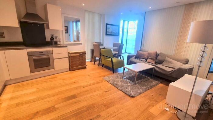 2 Bedroom Flat To Rent In Arc Tower, Uxbridge Road, London, W5