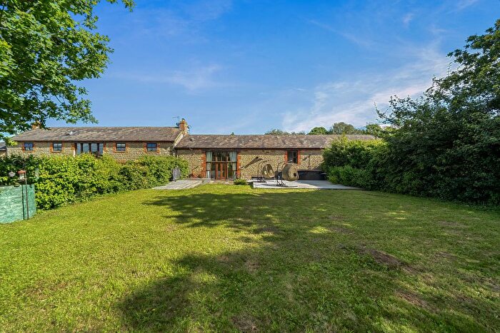 6 Bedroom Terraced House For Sale In Falcutt, Brackley, NN13