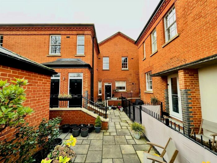 1 Bedroom House To Rent In Brigadier House, Captain Gardens, Colchester, CO2